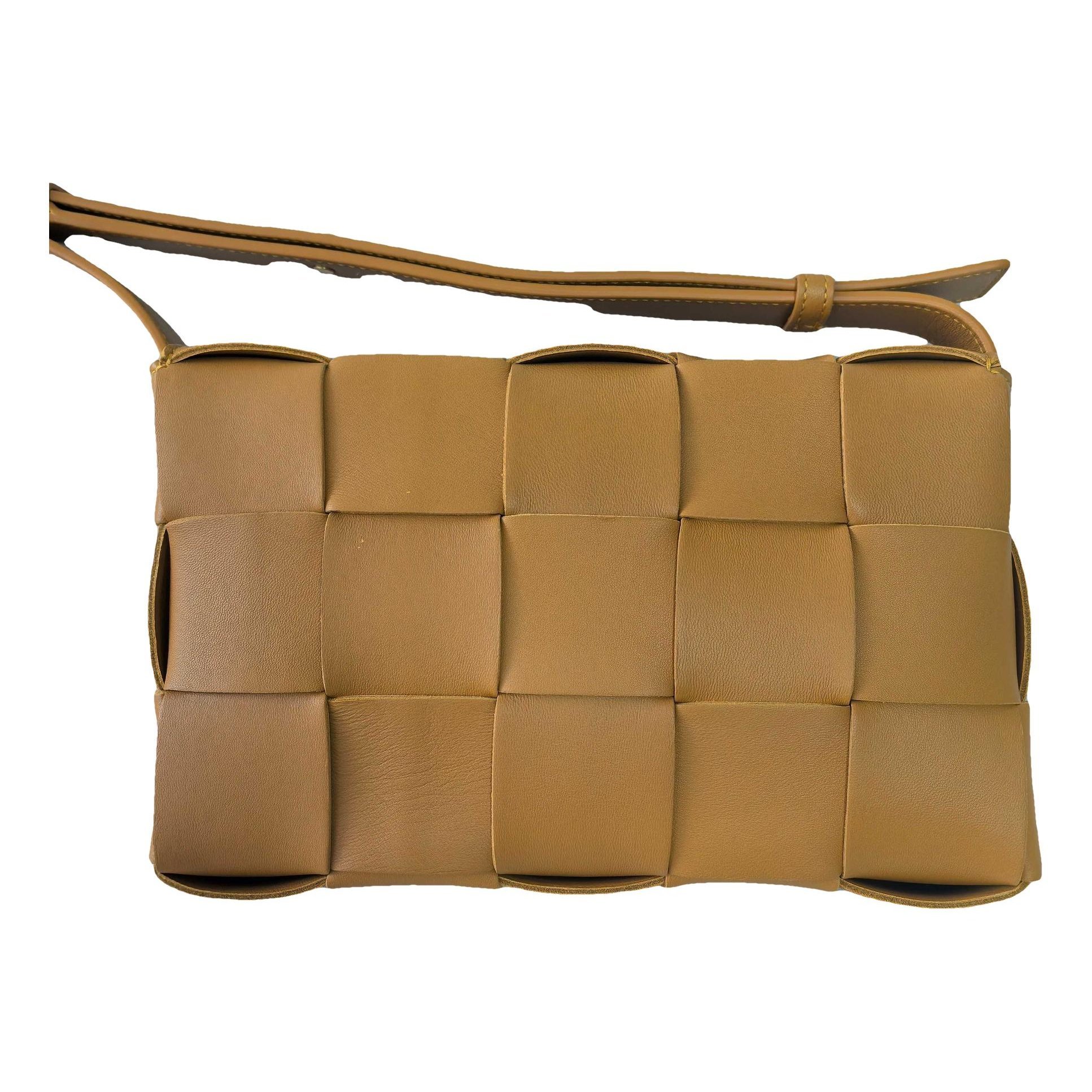 Cassette leather handbag