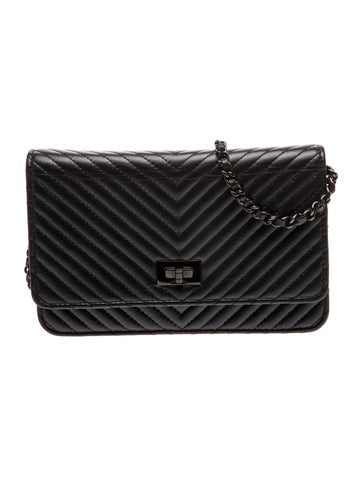 So Black Reissue Wallet On Chain