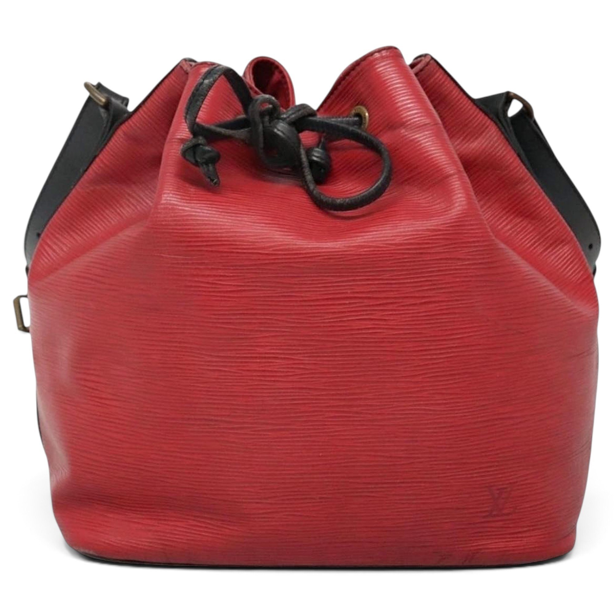 Noé leather handbag