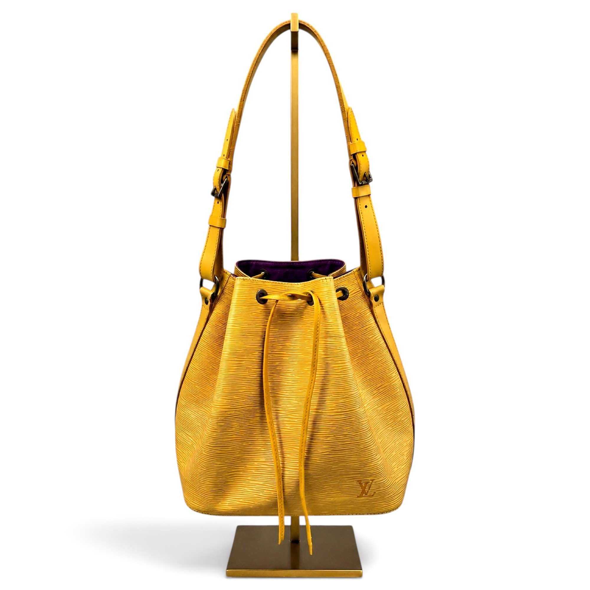 Noé leather handbag