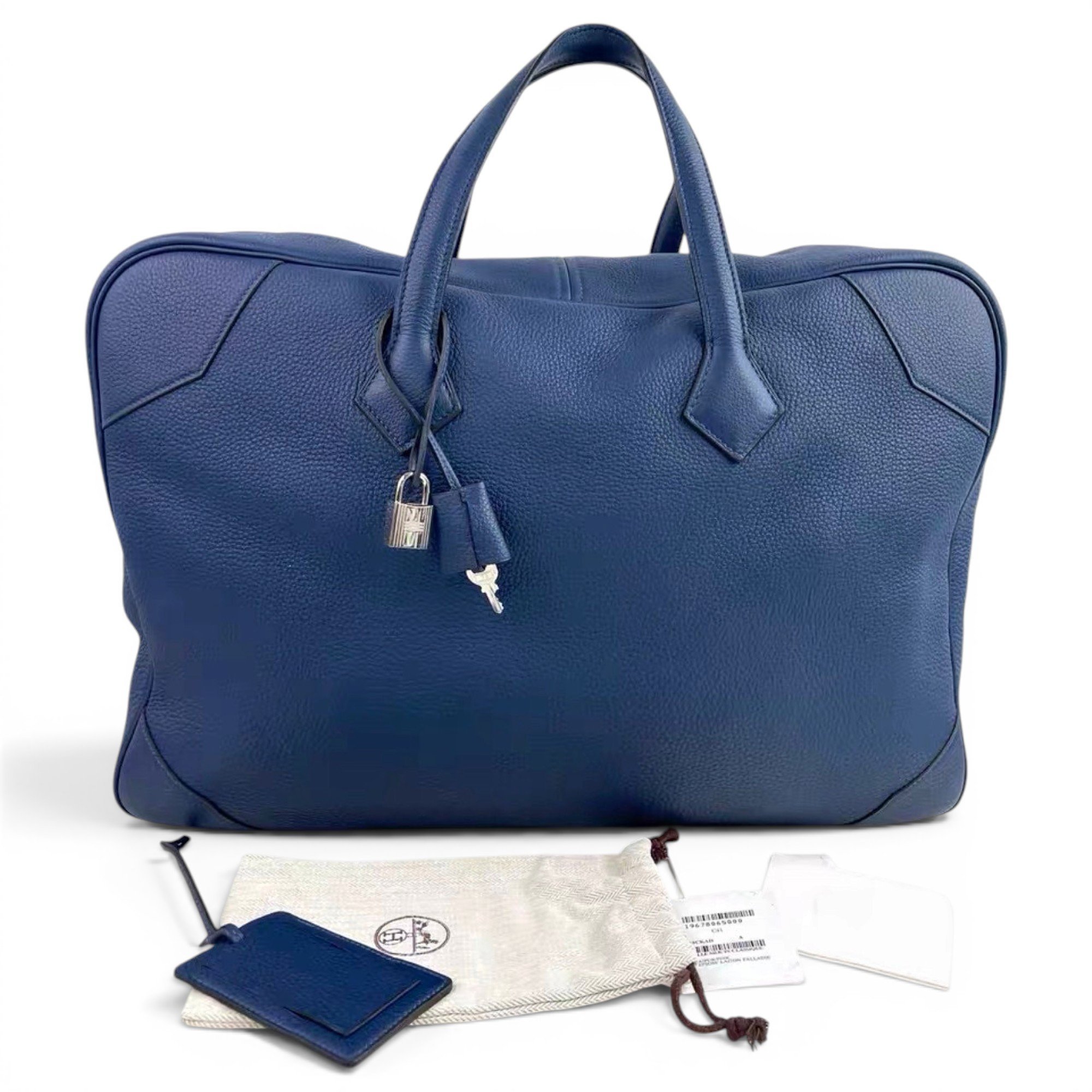Victoria leather handbag