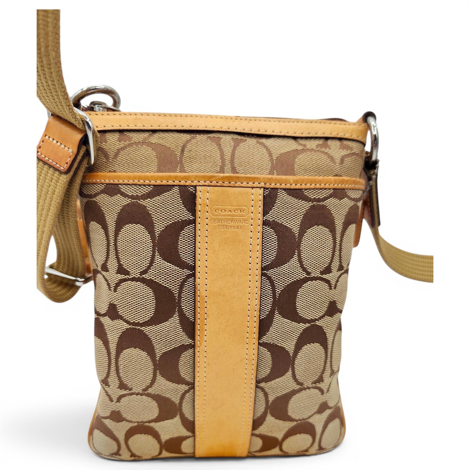 Leather crossbody bag