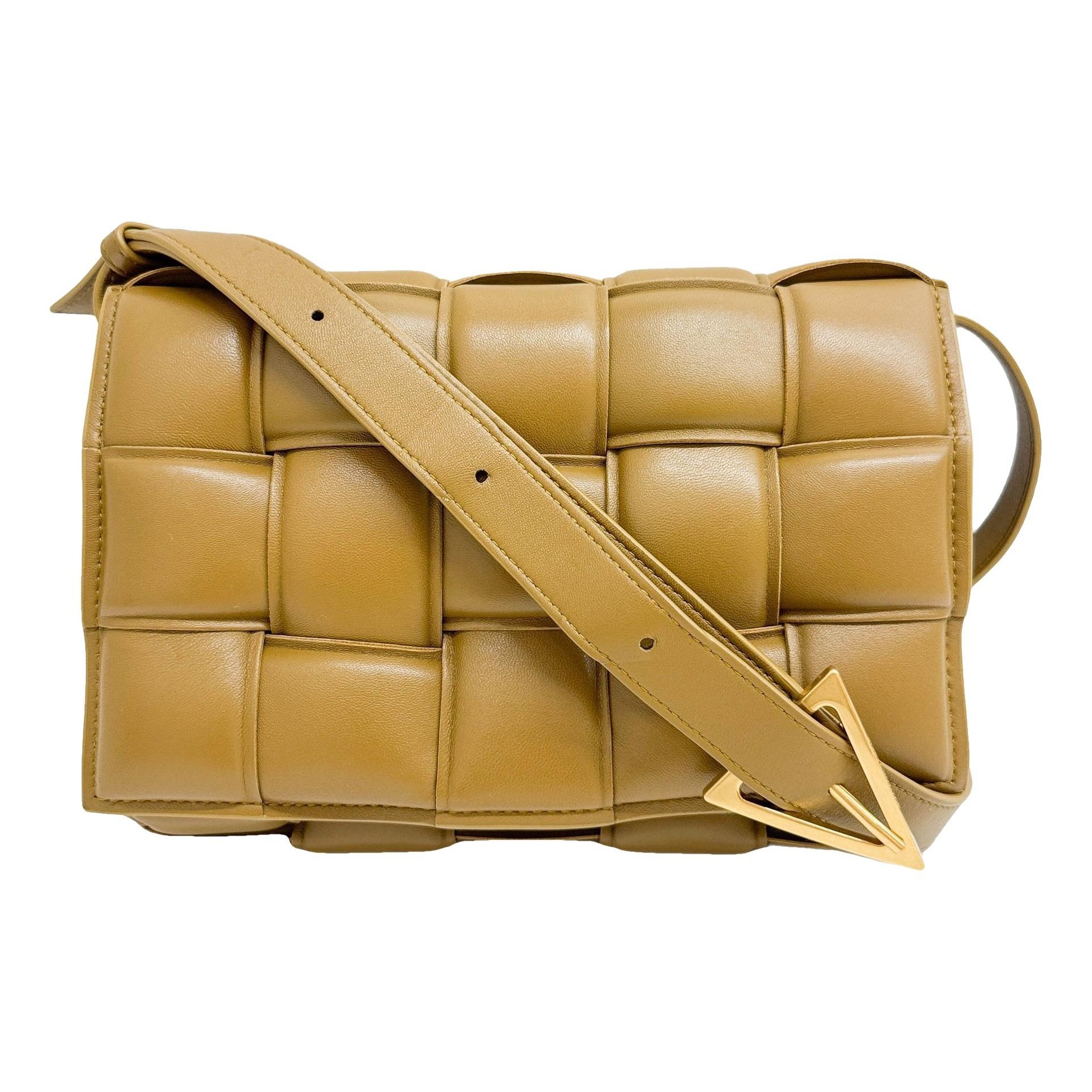 Cassette Padded leather handbag