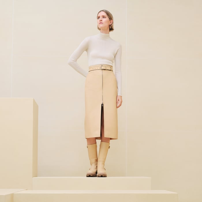 Beige Tendre Zipped Pencil Skirt