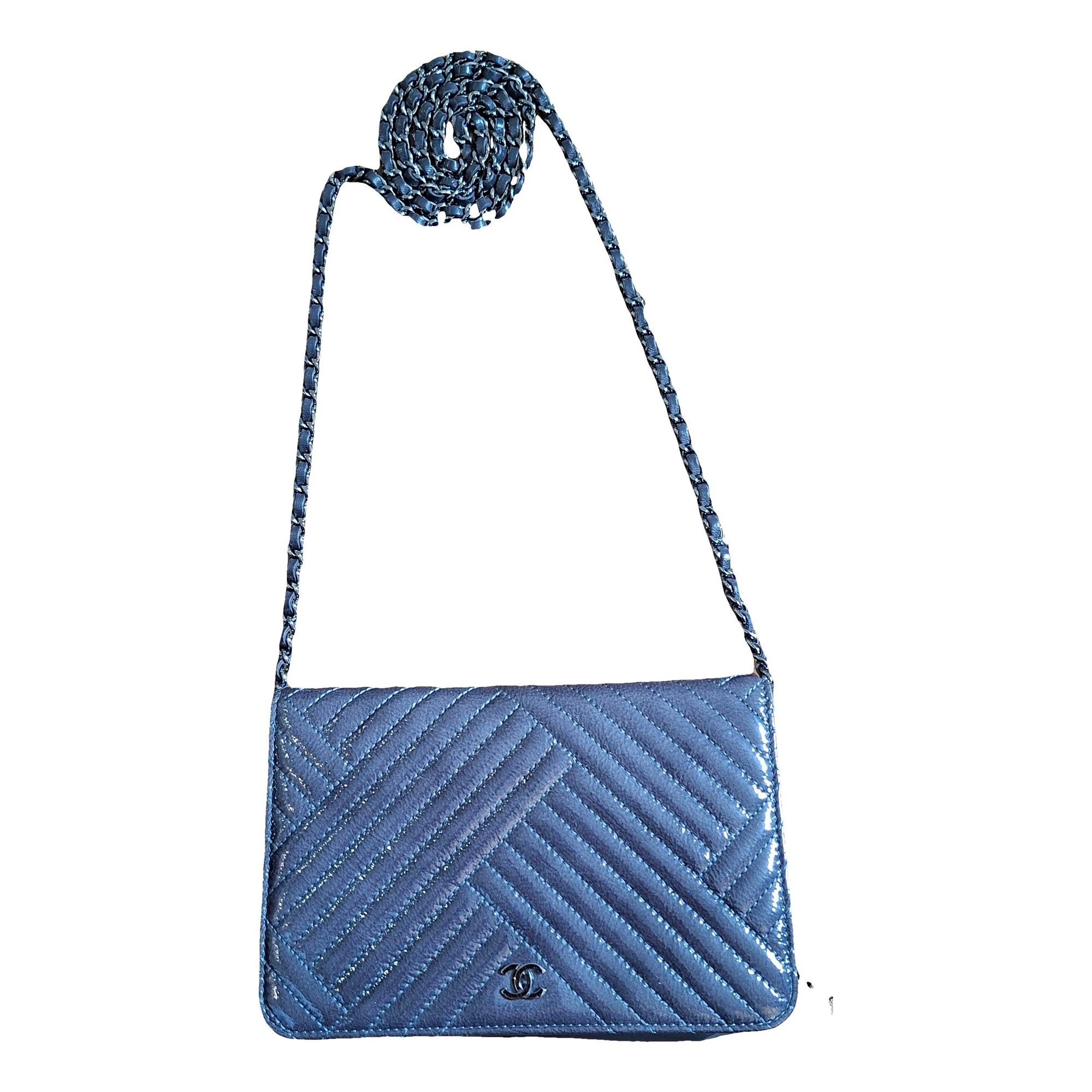 Wallet On Chain Timeless/Classique leather crossbody bag