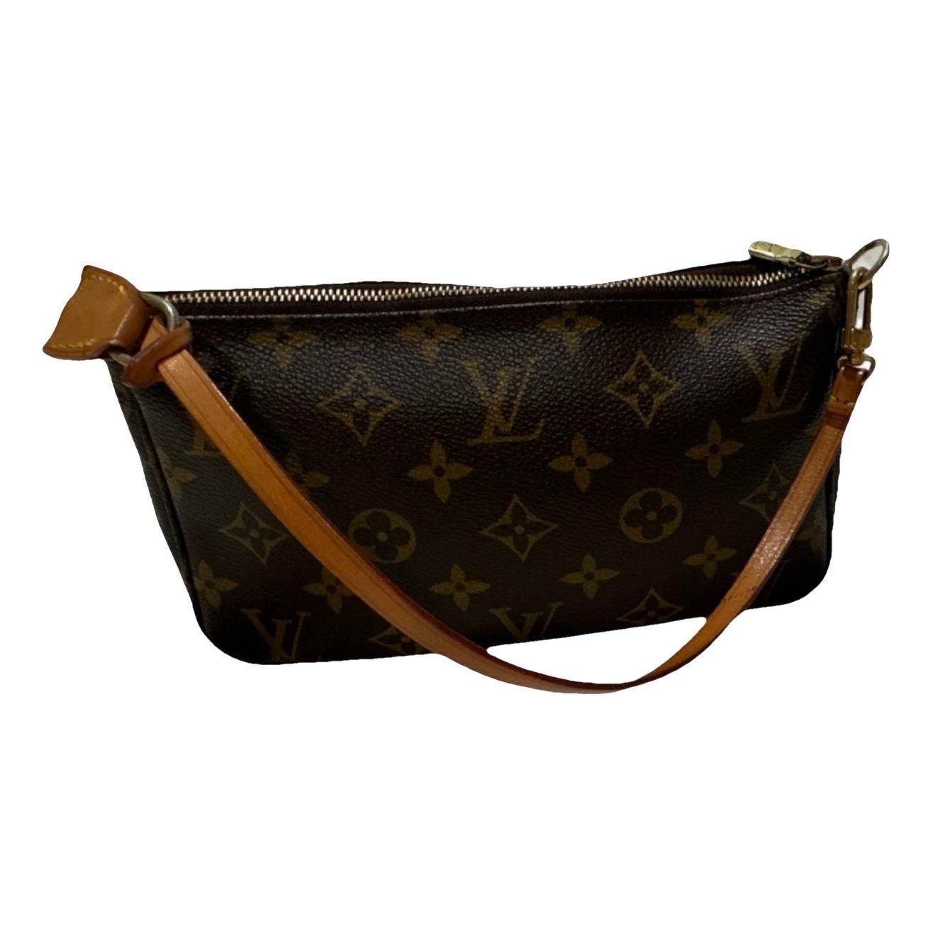 Pochette Accessoire leather handbag