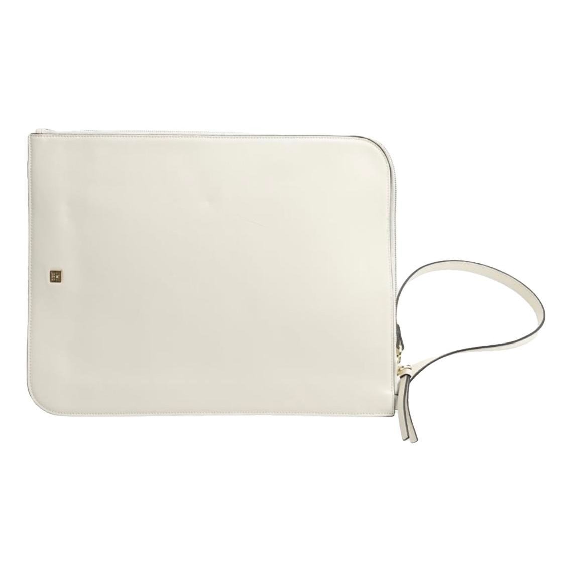 Leather tote