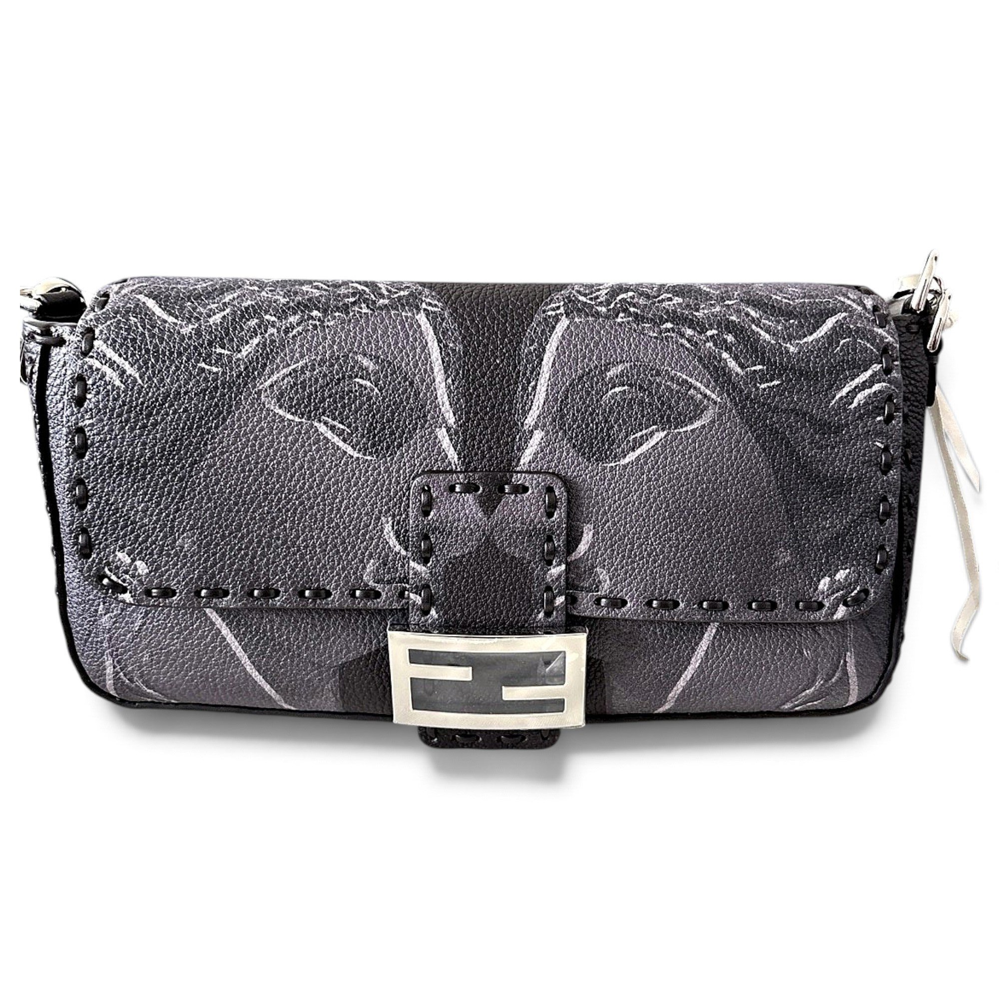 Baguette leather handbag
