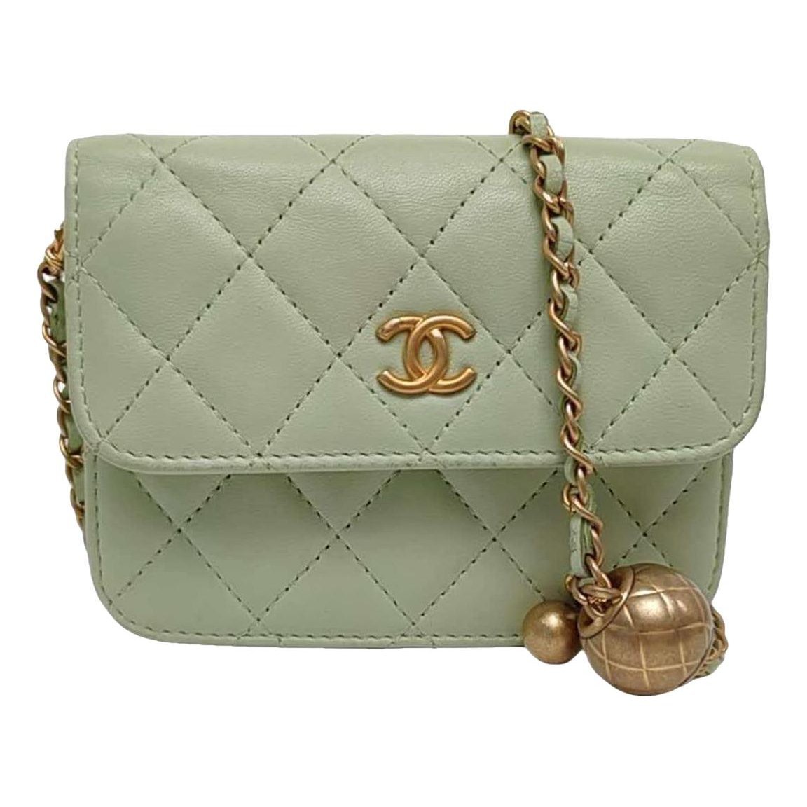 Wallet On Chain Timeless/Classique leather crossbody bag