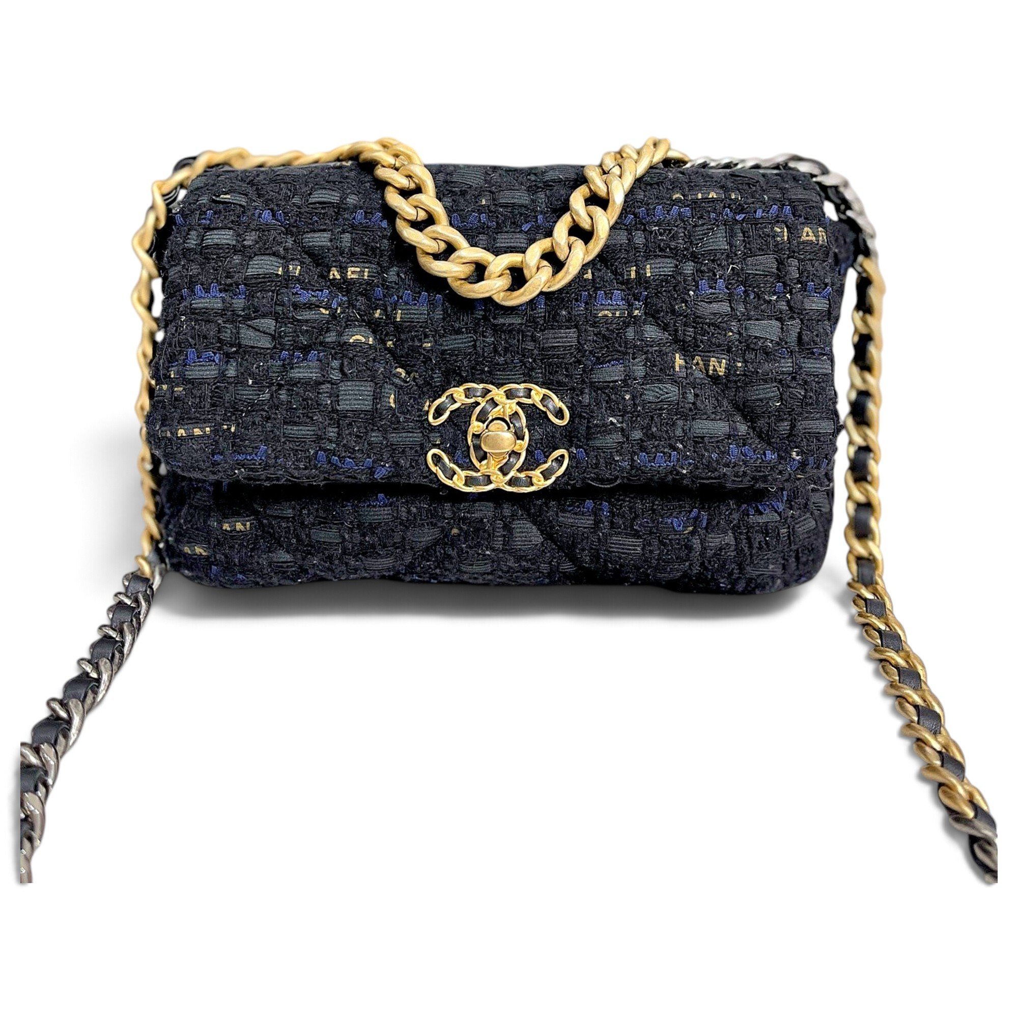 Chanel 19 tweed handbag