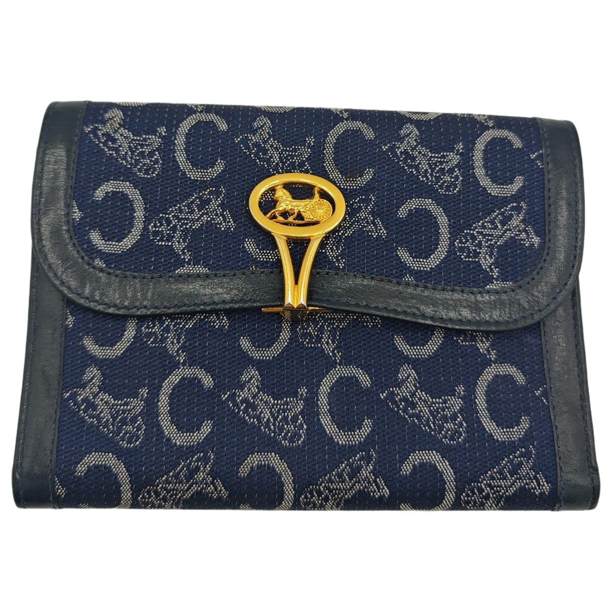 Cloth clutch bag