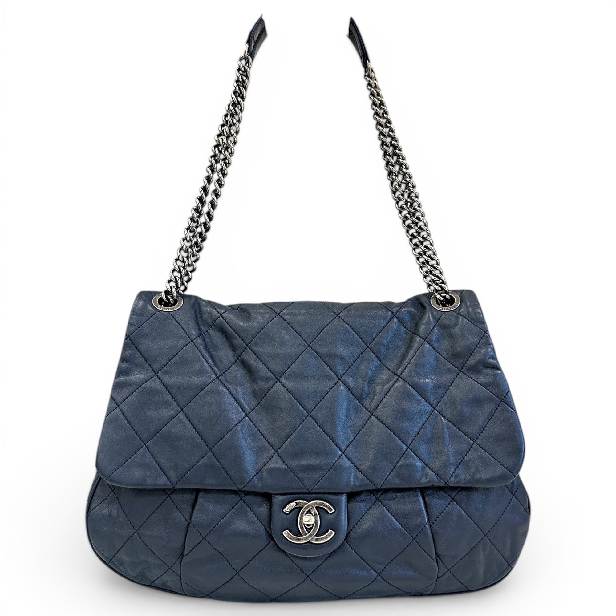 Timeless/Classique leather crossbody bag
