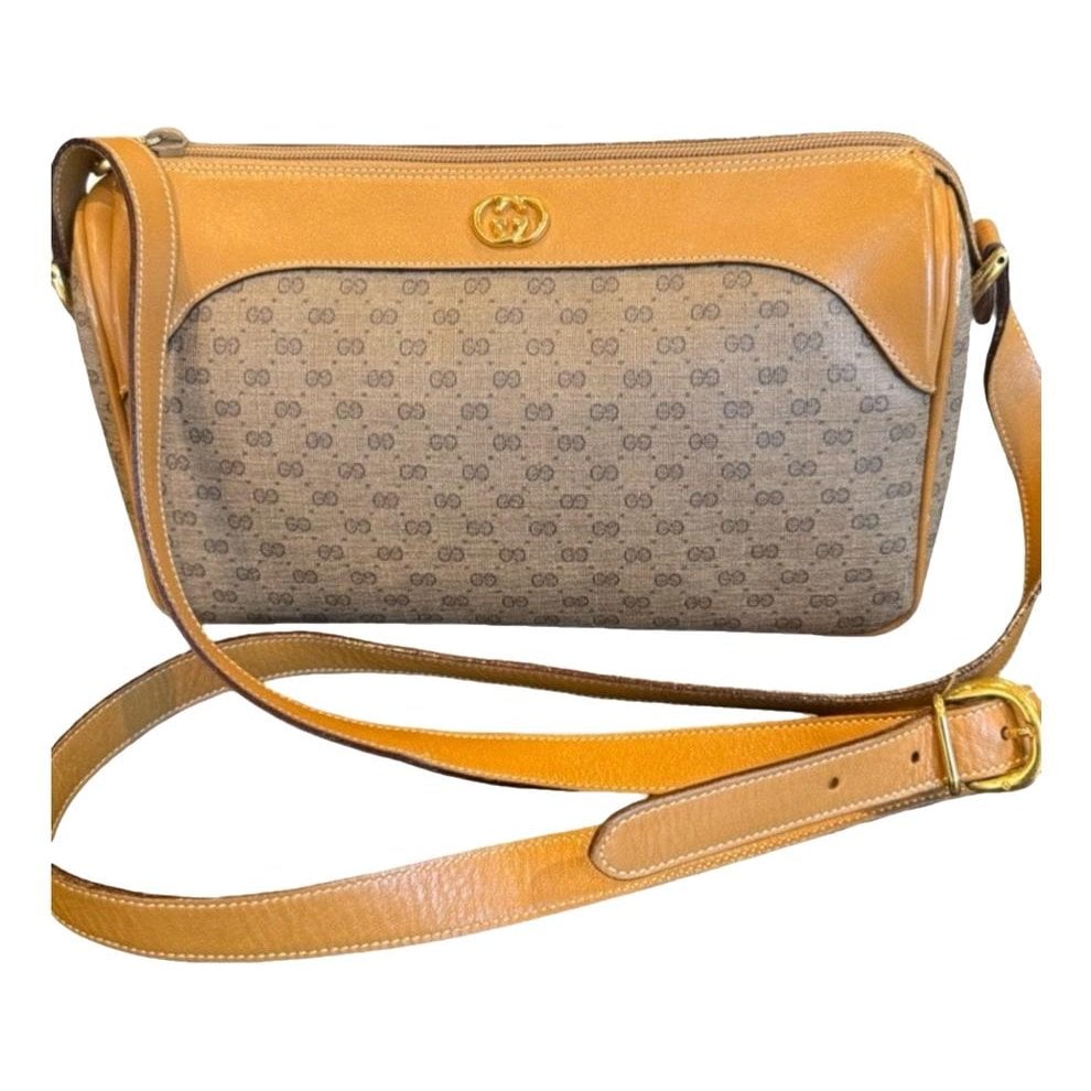 Leather crossbody bag