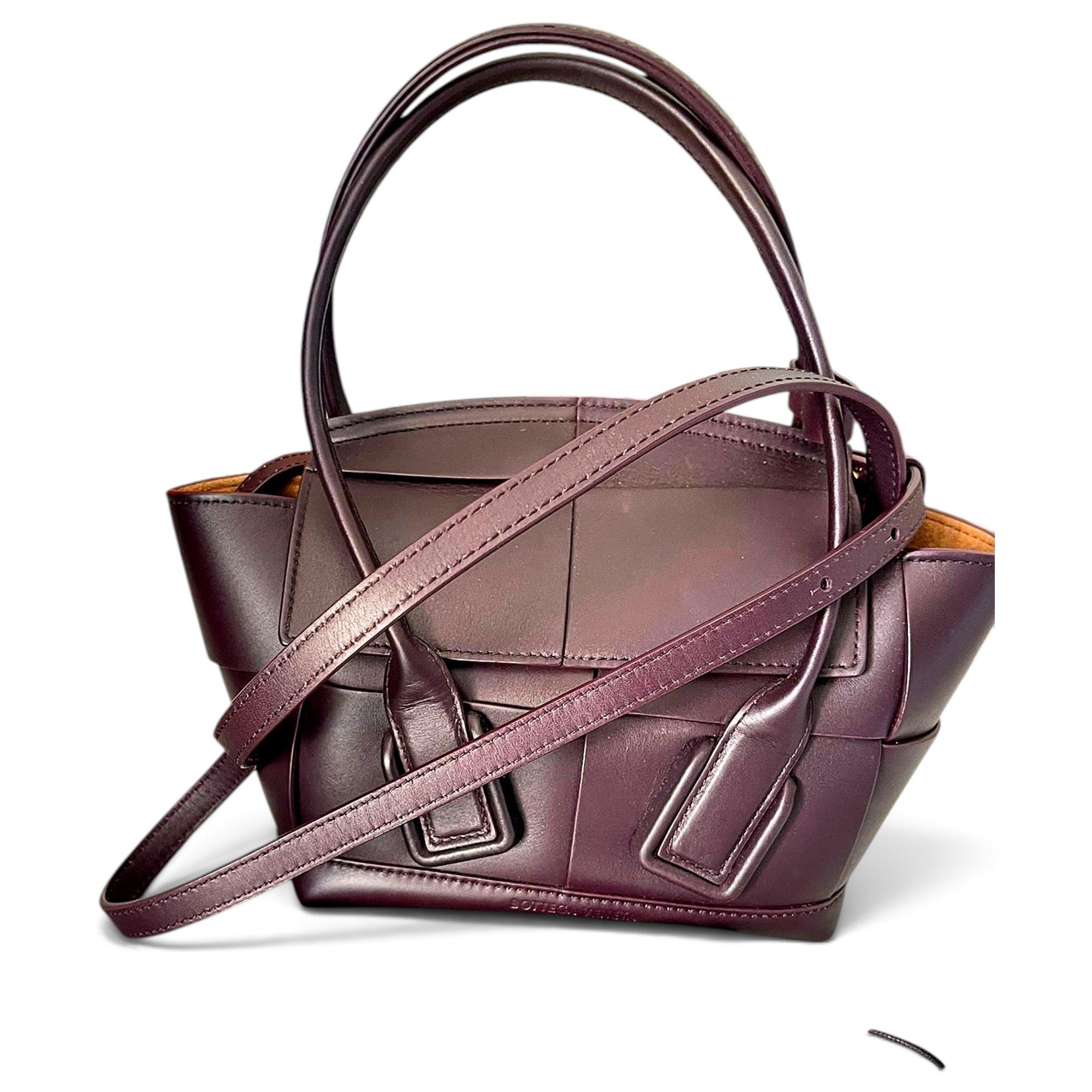 Arco leather handbag