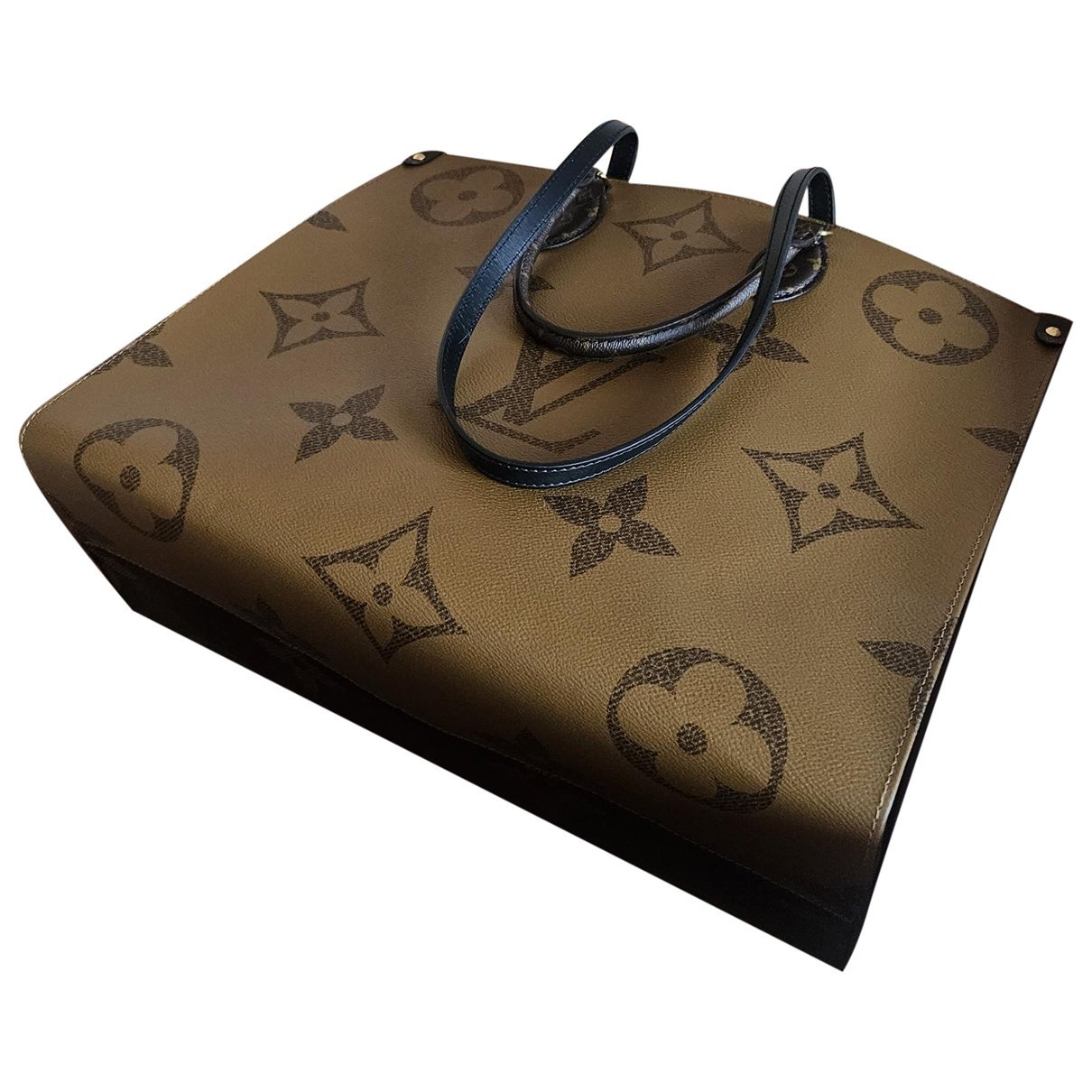 Totally leather tote