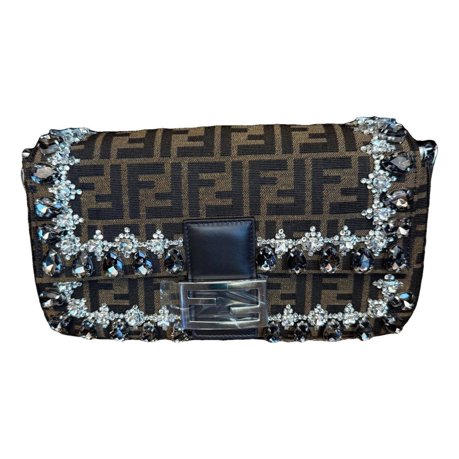 Baguette leather handbag