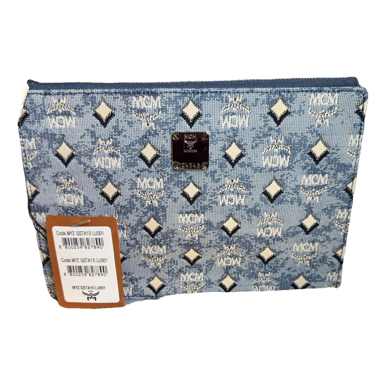 Clutch bag