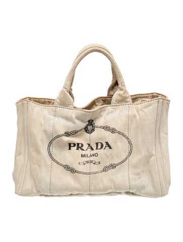 Signature Canvas Tote Medium