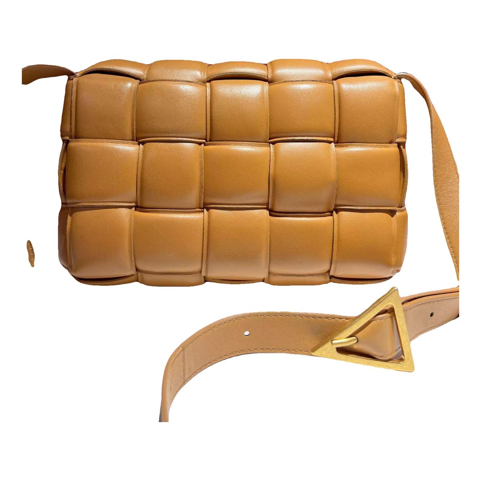 Cassette Padded leather handbag