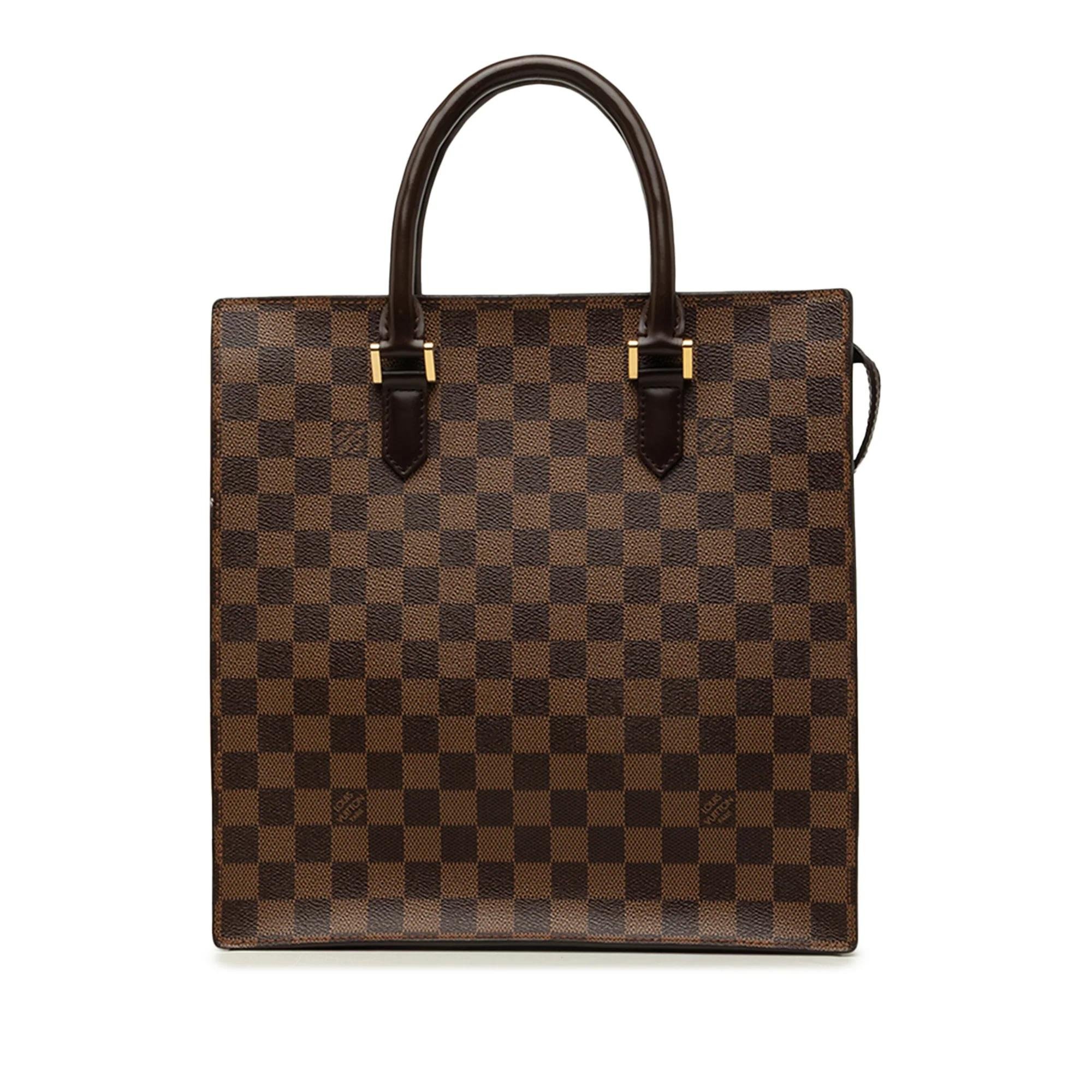 Plat leather handbag