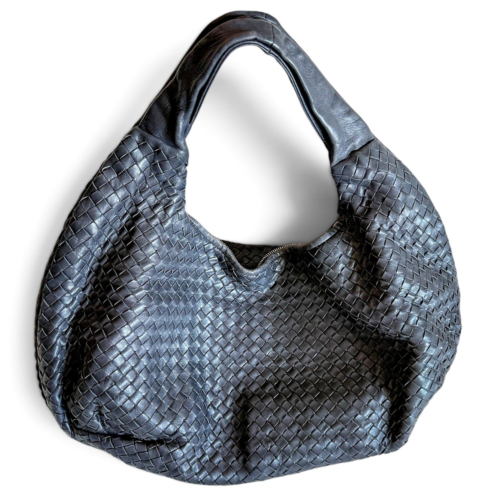 Veneta leather handbag