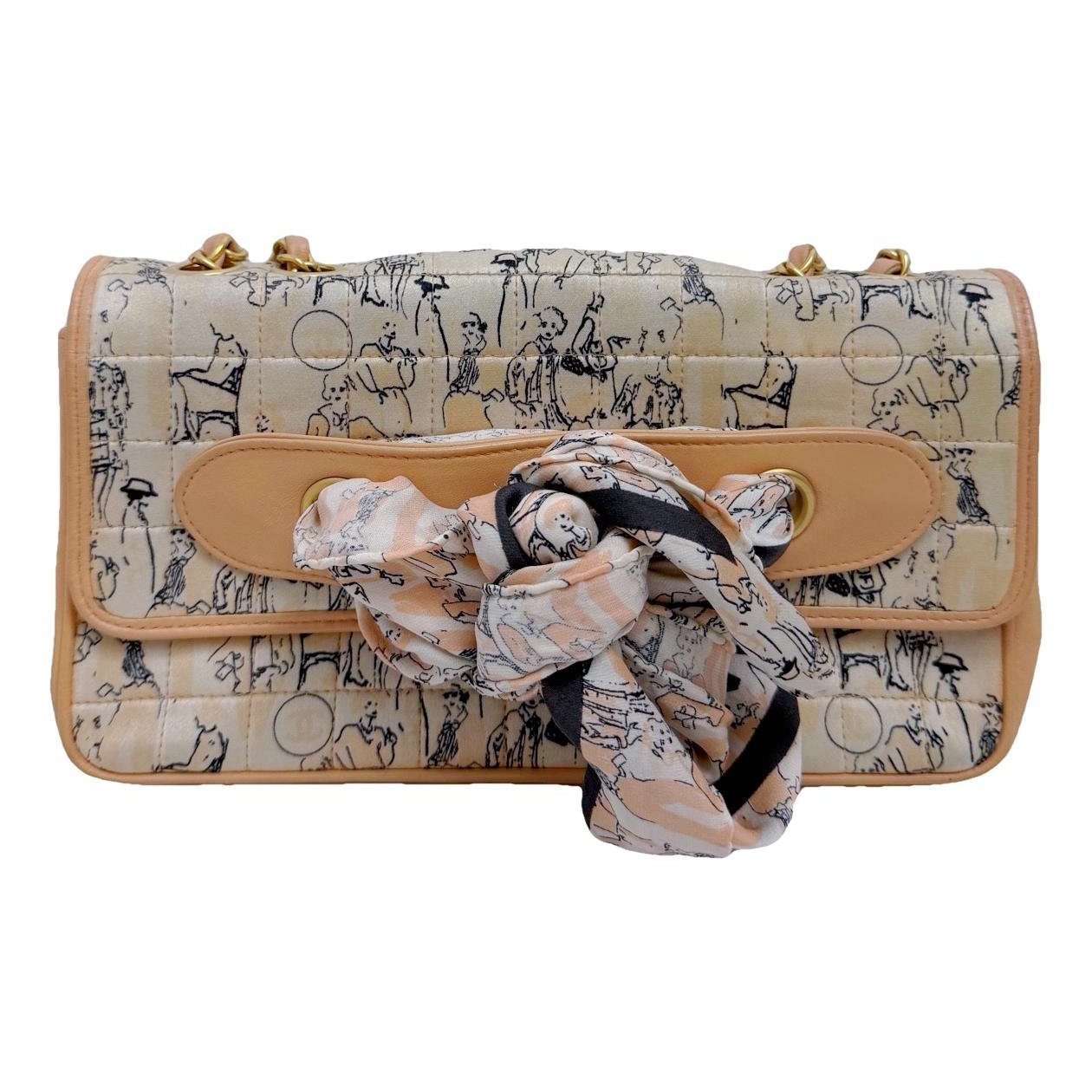 Trendy CC Flap vegan leather handbag