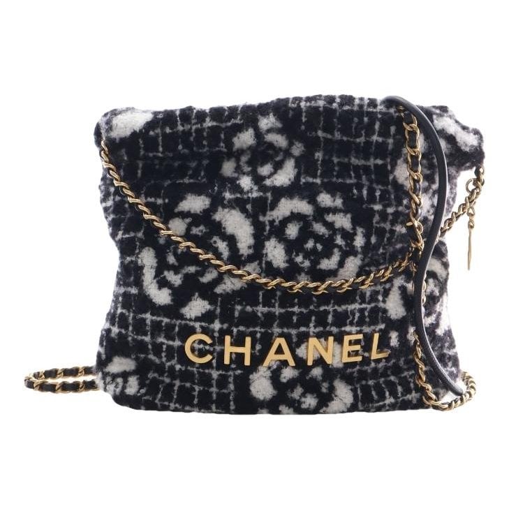Chanel 22 tweed handbag