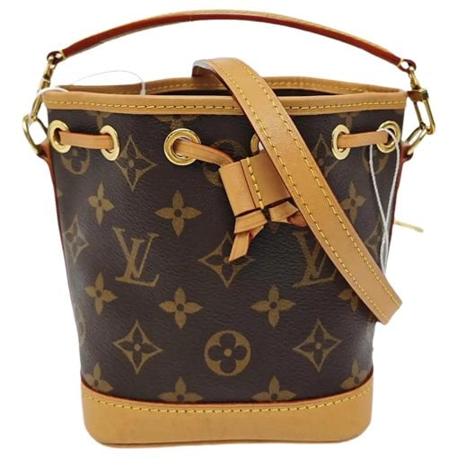 Nano Noé leather handbag