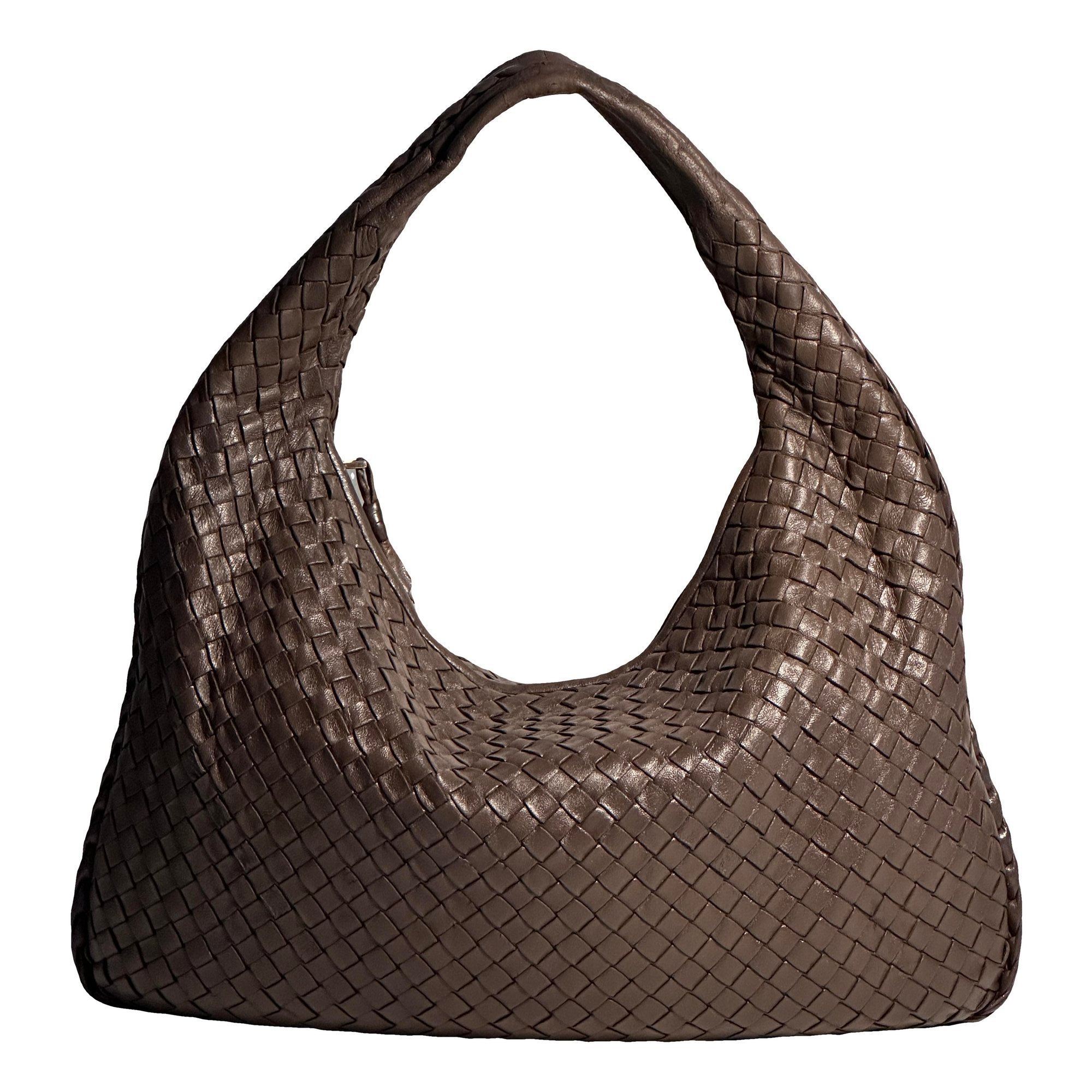 Veneta leather handbag