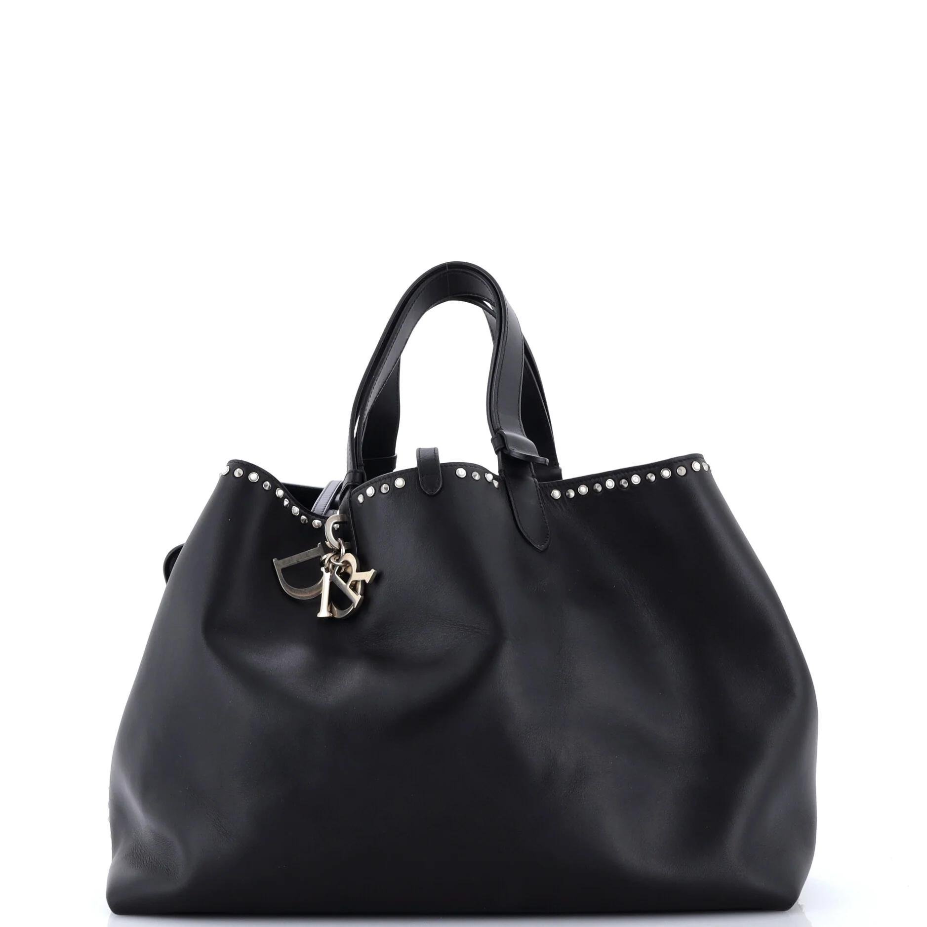 Leather tote