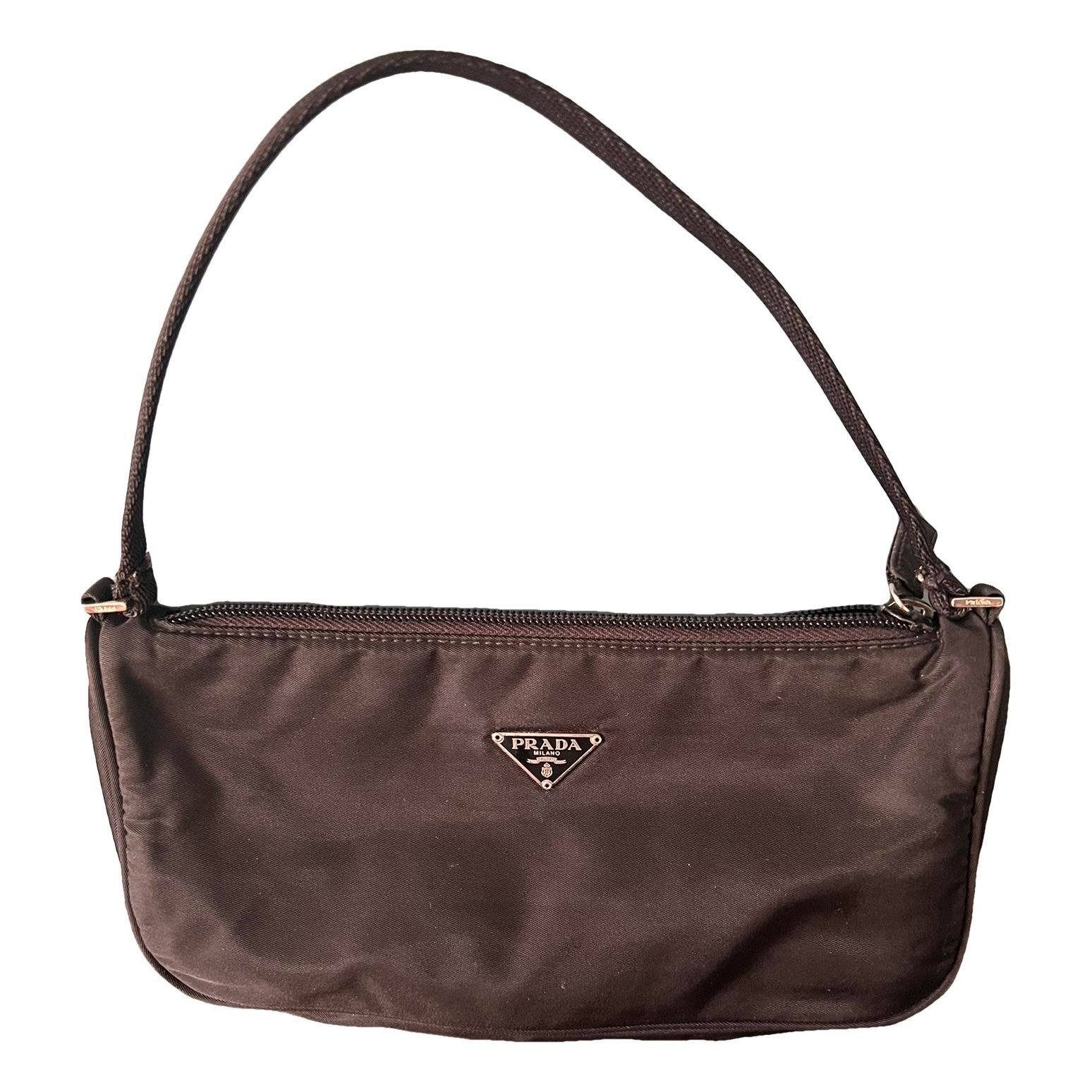 Re-Edition 2002 handbag