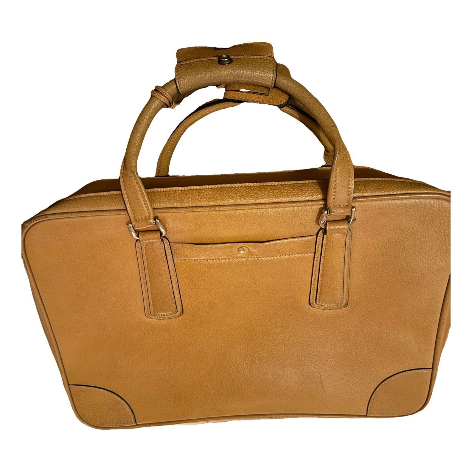 Leather travel bag