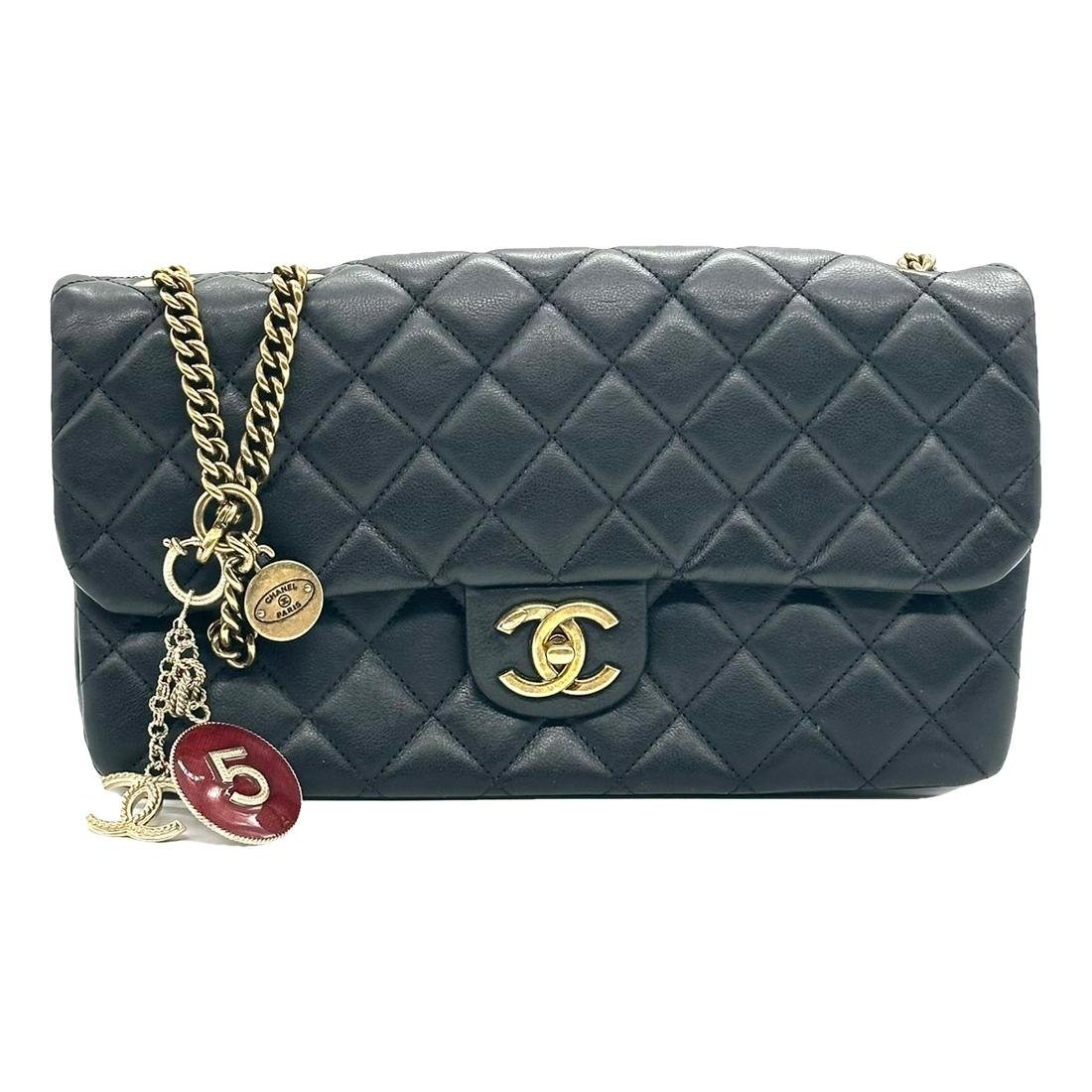 Timeless/Classique leather crossbody bag