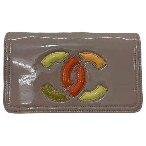 Wallet On Chain Double C patent leather handbag