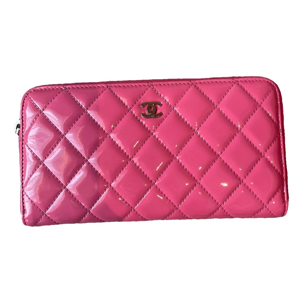 Patent leather clutch bag