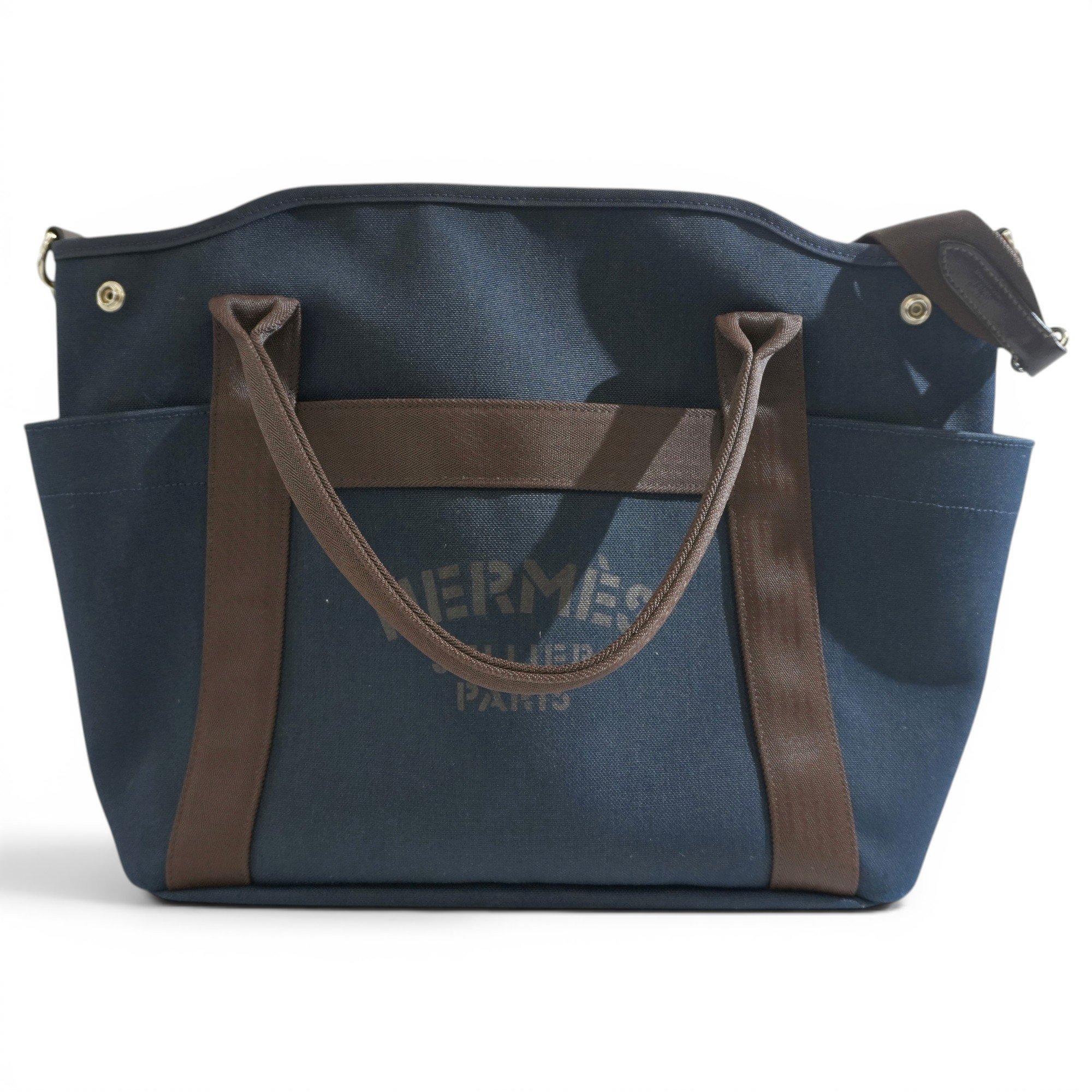 Travel bag