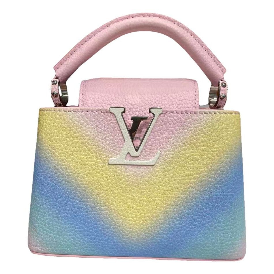 Capucines leather handbag