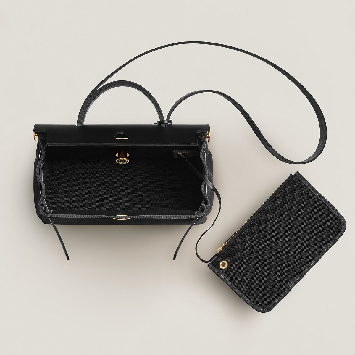 黒 バッグ 《エールバッグ・ジップ》 31 ルトゥルネ ラッカー