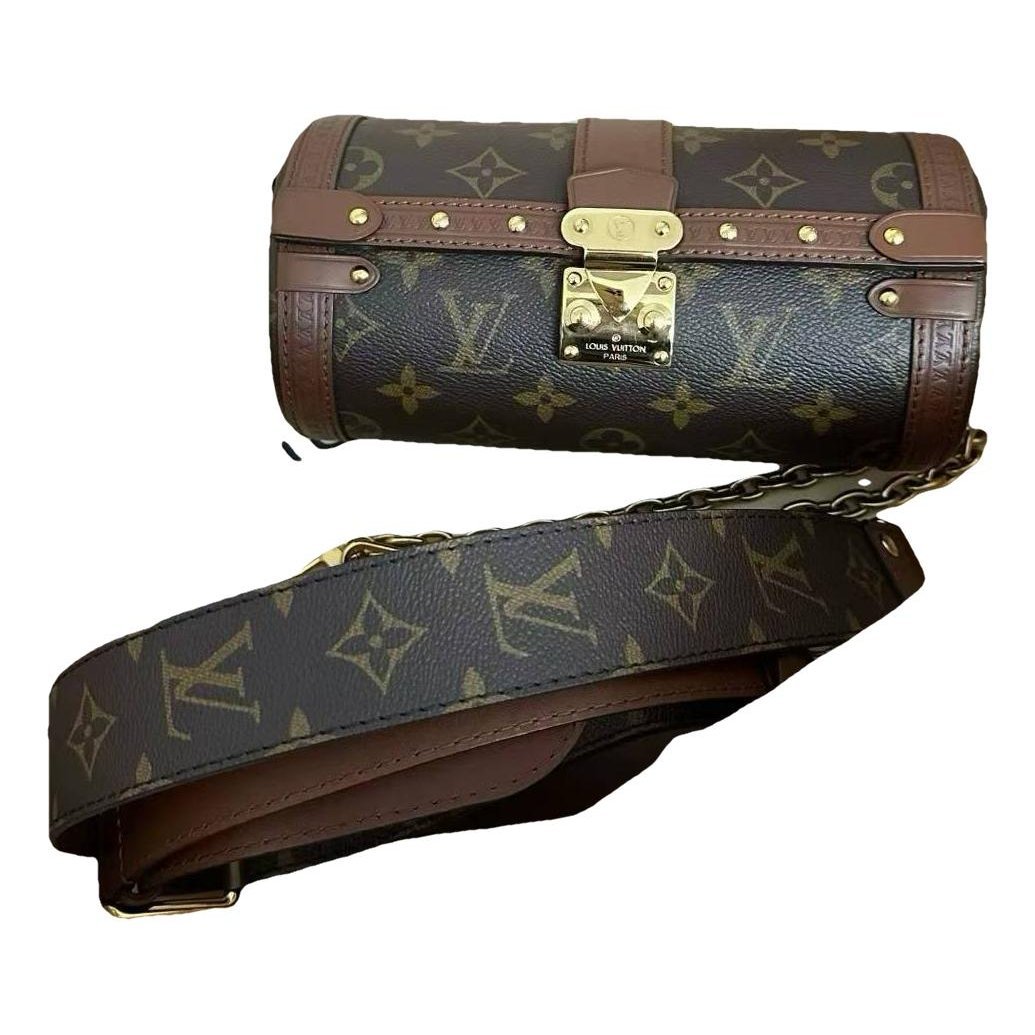 Papillon Trunk leather handbag