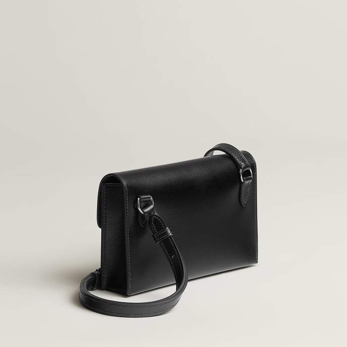 黒 財布 《エルメスナップ》