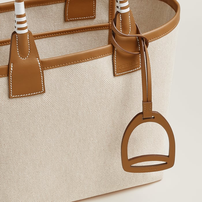 Steeple 25 Bag
