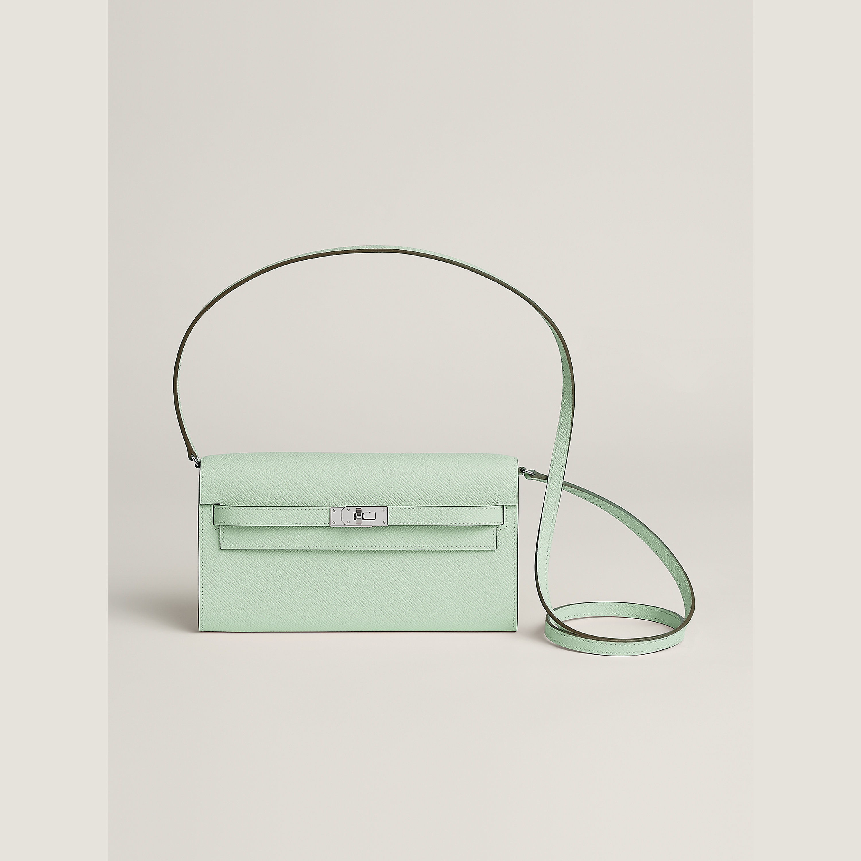 Hermès Kelly To Go in vert d'eau