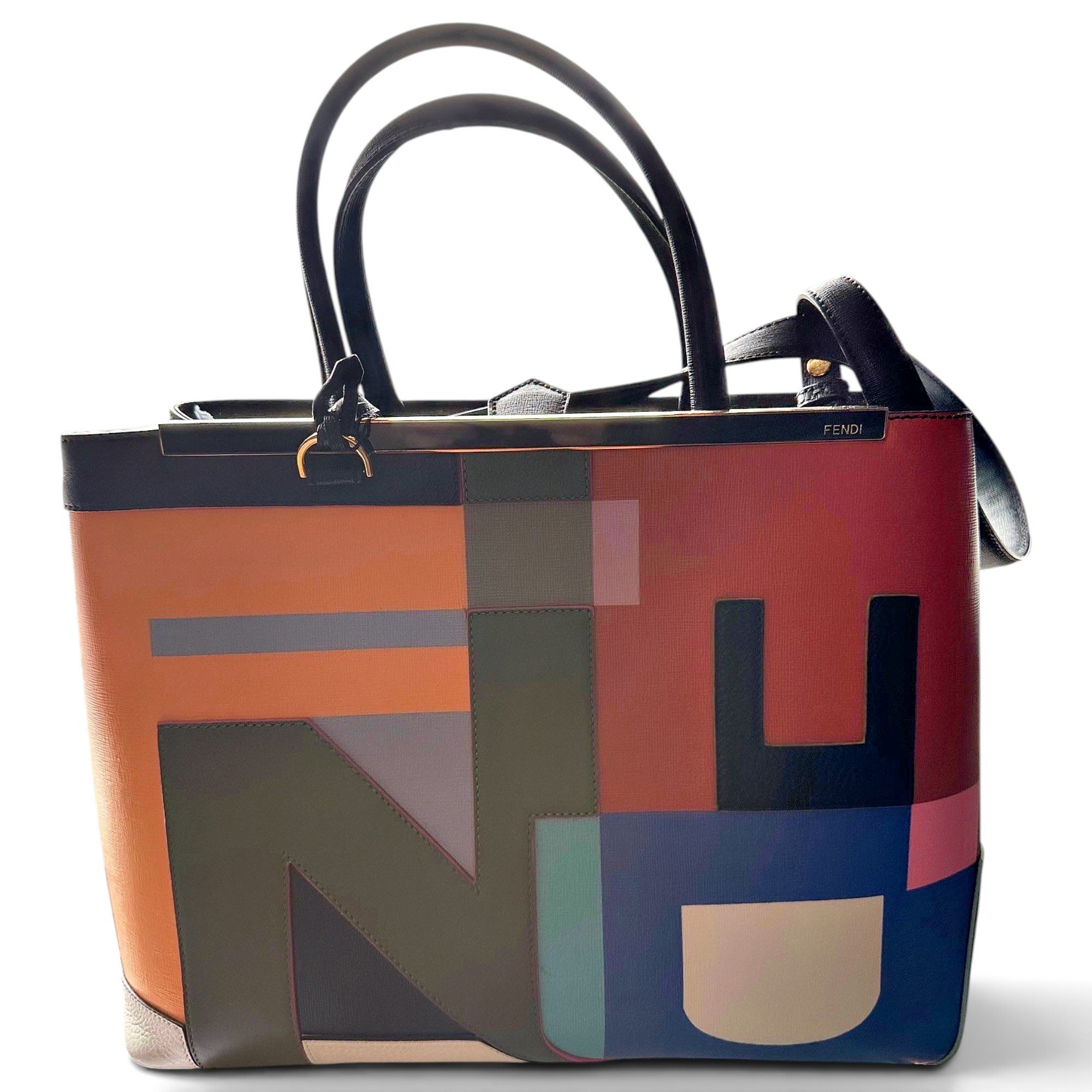 Runaway leather tote