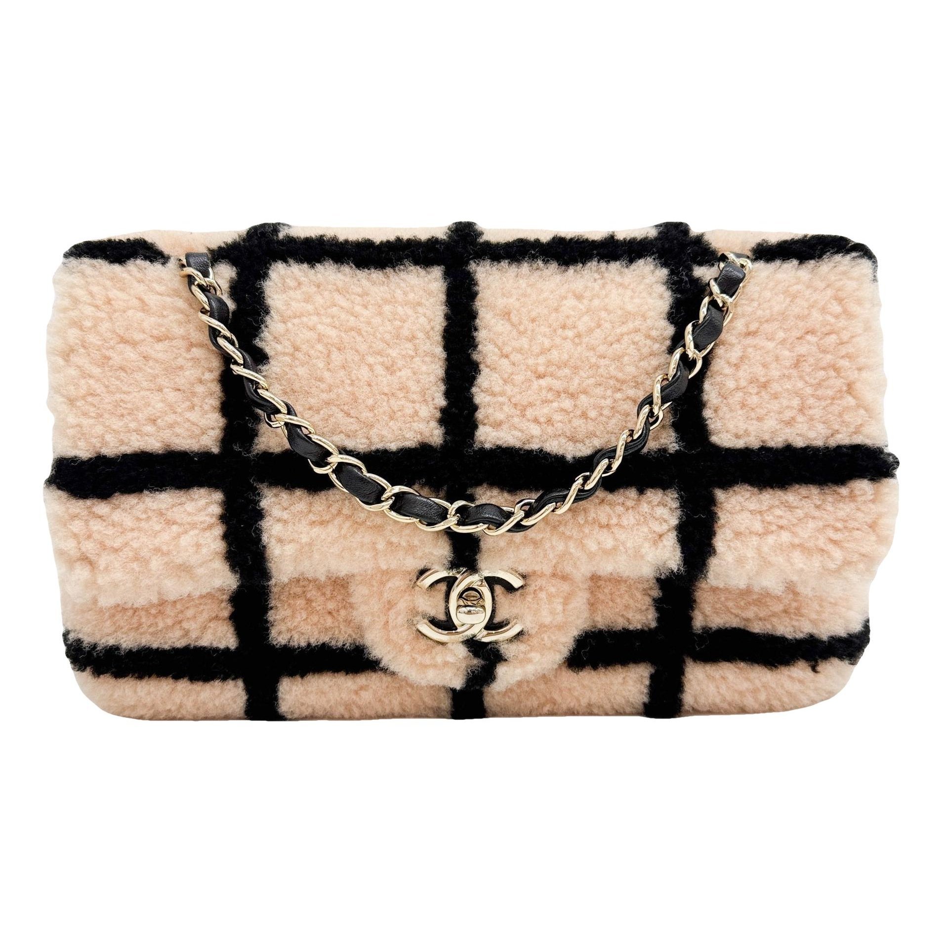 Timeless/Classique leather handbag