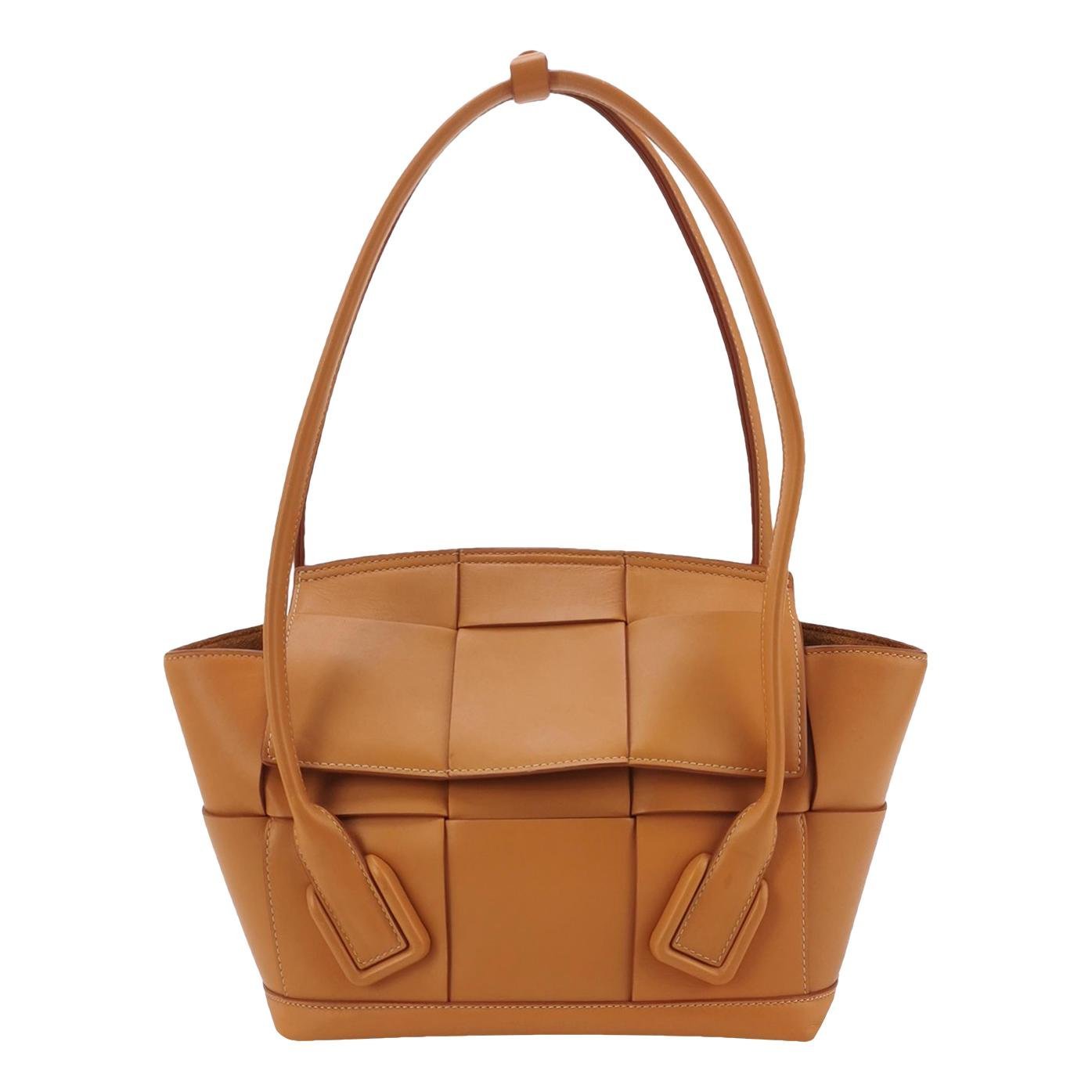 Arco leather tote