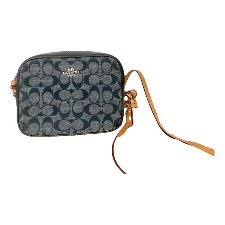 Leather crossbody bag