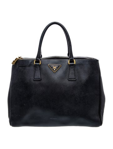 Saffiano Leather Galleria Double Zip Large