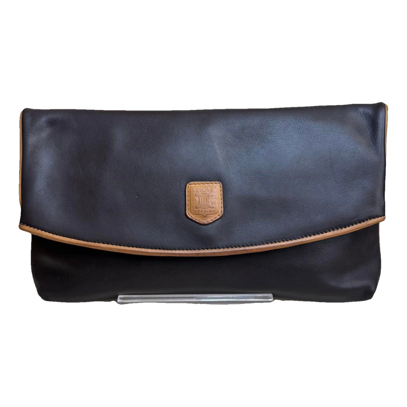 Triomphe Vintage leather clutch bag