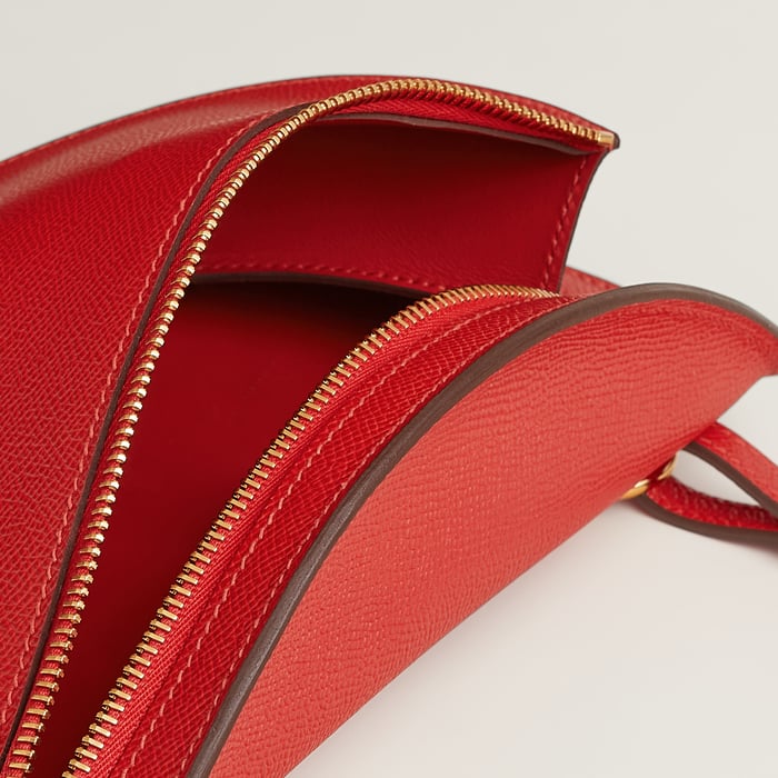 Rouge Radieux Petite Course Bag