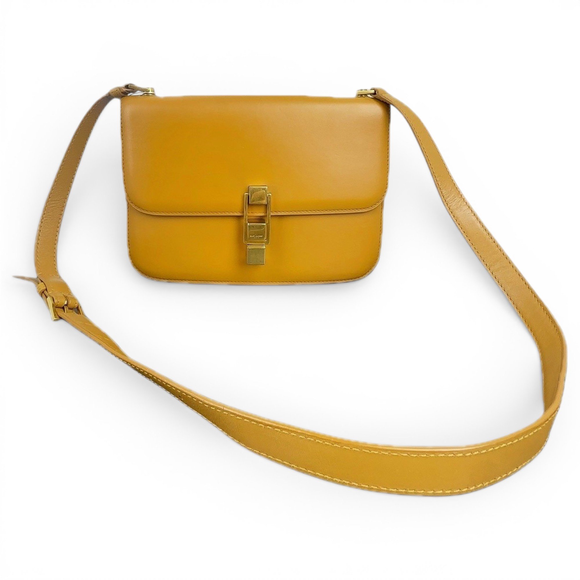 Carré leather handbag